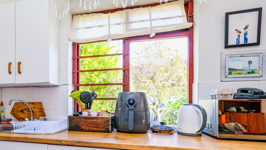 1 Bedroom Property for Sale in Hoekwil Western Cape